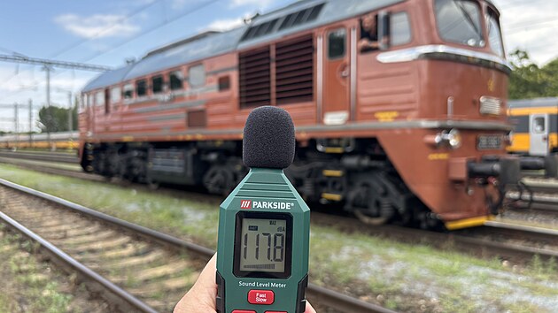 Měření akustického tlaku houkačky, lokomotiva T 679.1 (781) „Sergej“