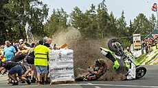 Pád Karla Peka z kvalifikace Superbik - nejvtí nehoda víkendu v...
