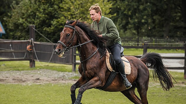 Ondřej Kraus v seriálu O lidech a koních (2025)