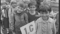 Zahájení kolního roku v Brn. Na 830 ák pivítala do kolního roku 1980/81...
