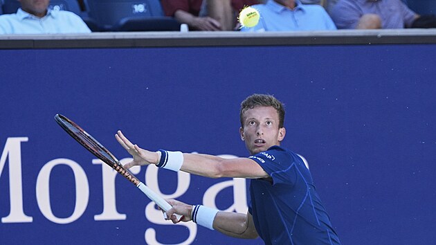 Jiří Lehečka se připravuje na úder v osmifinále US Open.
