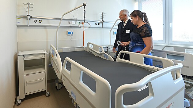V Nemocnici AGEL Přerov slavnostně otevřeli nově zrekonstruované neurologické oddělení v budově interních oborů. Hlavním investorem projektu za více než 30 milionů korun byl Olomoucký kraj. (4. září 2025)