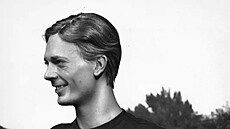 Ani mu, ani ena. Petr Uhlík si zahraje prvorepublikového intersexuála. (11....