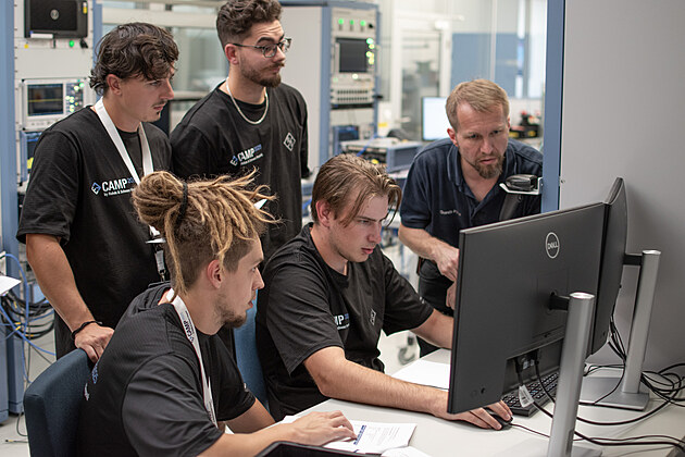 Rohde & Schwarz otevřel studentům dveře do hi-tech světa