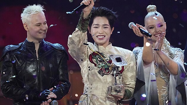 Ruská obdoba mezinárodní pěvecké soutěže Eurovision Song Contest – Intervize. Klání se zúčastnili zástupci dvacítky zemí. Na snímku je zástupce Vietnamu Duc Phuc. (21. září 2025)