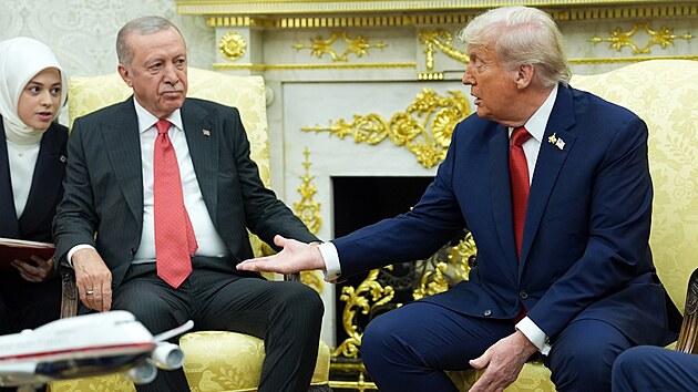 Americký prezident Donald Trump v Bílém domě přijal tureckého prezidenta Recepa Tayyipa Erdogana. (25. září 2025)