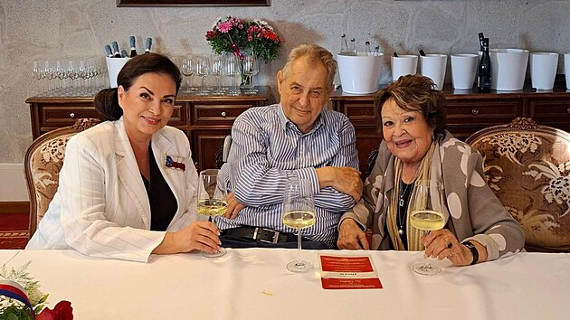 Bývalý prezident Miloš Zeman v neděli oslavil své 81. narozeniny. (28. září 2025)