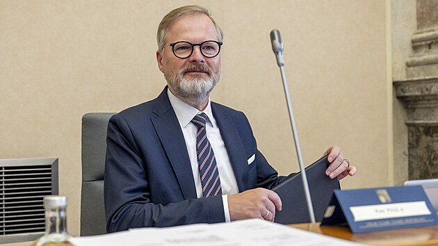 Premiér Petr Fiala na jednání vlády, posledním před volbami do Sněmovny (30. září 2025)