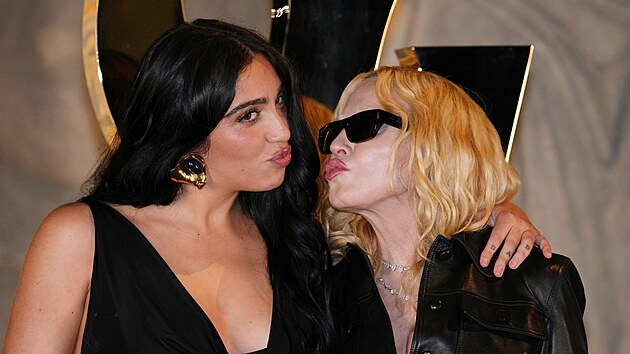 Madonna a její dcera Lourdes Leonová v Paříži (29. září 2025)