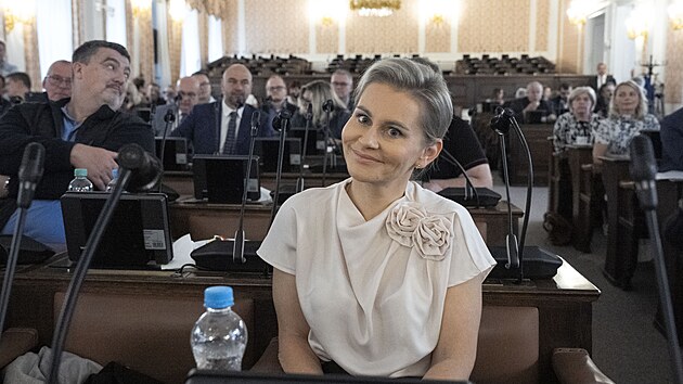 Taťána Malá na ustavující schůzi nového poslaneckého klubu hnutí ANO. (8. října 2025)