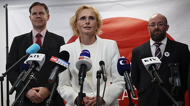 Kateřina Konečná oznámila prohru Stačilo. Volební štáb Stačilo je v hotelu Vista v Ostravě kde sleduje výsledky parlamentních voleb 2025. (4. října 2025)