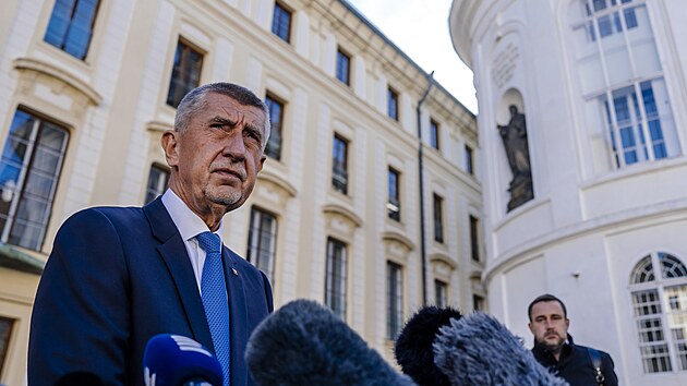 Prezident Petr Pavel přijal na jednání Andreje Babiše. (5. října 2025)