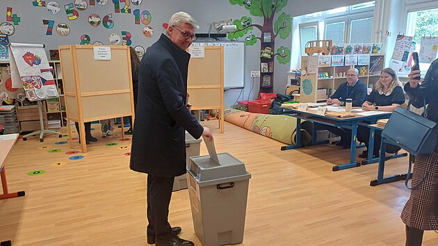 V Dejvicích odvolil lídr ANO Karel Havlíček.