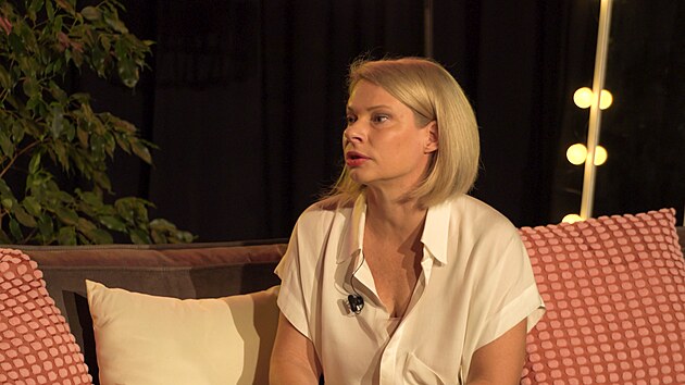 Julie Gaia Poupětová se sexkoučingu, kurzům a terapiím intimity věnuje dlouhodobě.