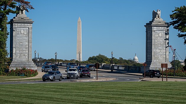 Místo, kde hodlá americký prezident Donald Trump postavit svůj „Oblouk nezávislosti“ ve Washingtonu naproti Lincolnovu památníku. (16. října 2025)