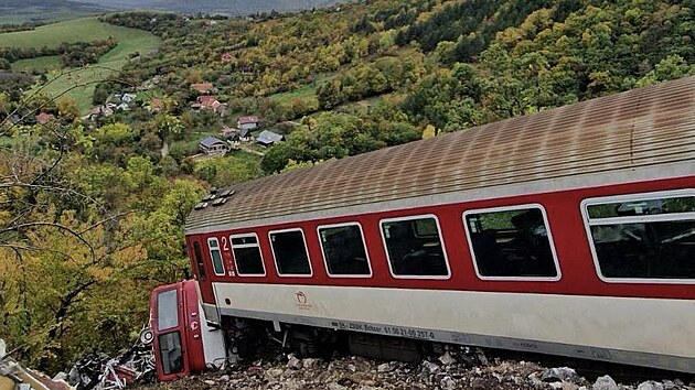 Na jihovýchodním Slovensku se srazily dva rychlíky. (13. října 2025)