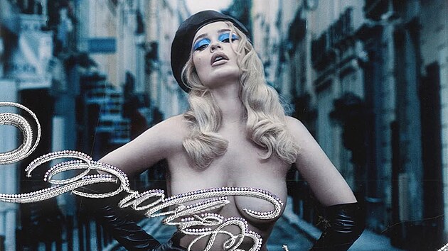 Kim Petras na obalu svého alba Problématique (2023)