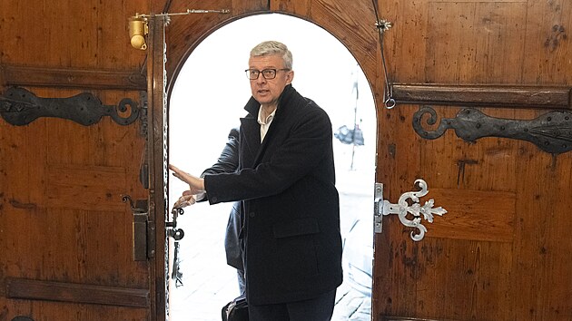 Programová jednání ANO, SPD a Motoristů pokračují debatou o dopravě a školství. (22. října 2025)