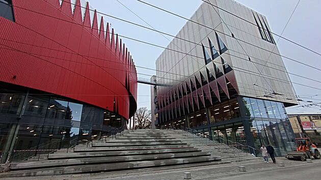 Nová Horácká aréna zaujme na první pohled. (23. října 2025)