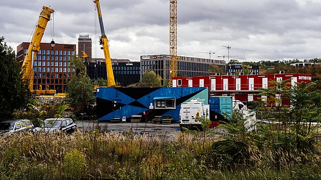 Klub vytunelovali lidé, kteří do něj vstoupili jako noví. Pozemky v ceně téměř 60 milionů korun prodali developerovi za desetinu.