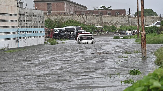 Hurikán Melissa na Jamajce způsobil povodně. (28. října 2025)