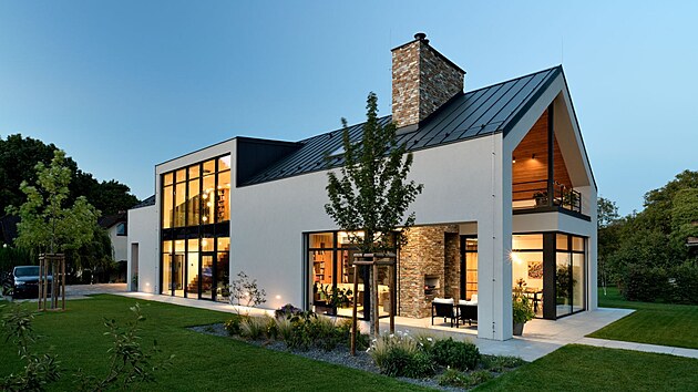 Noční pohled na dům