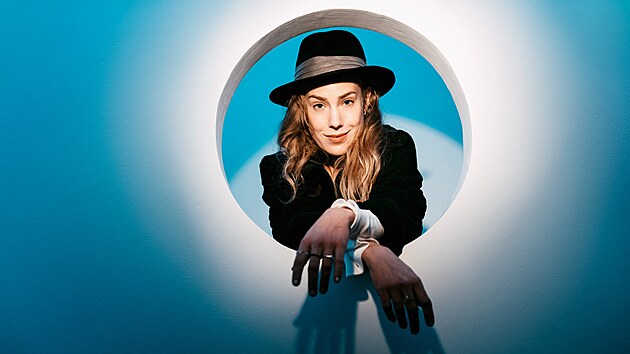 Herečka Aneta Krejčíková (22. října 2025)