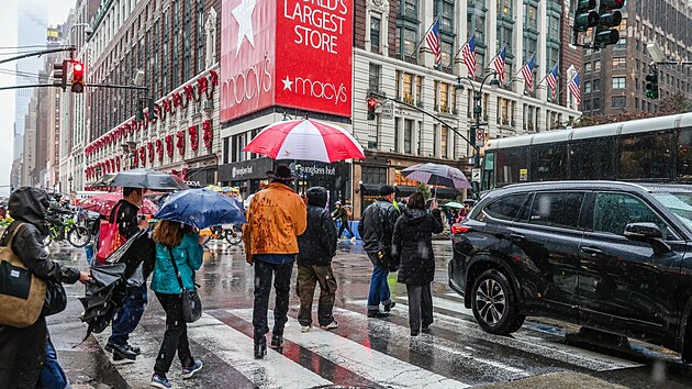 New York postihl silný déšť, na některých místech vyvolal záplavy. (30. října 2025)
