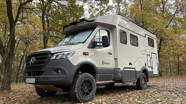 Do segmentu expedičních aut se pustili i velcí výrobci. Na snímku model Xtura od německé firmy Eura Mobil, opět s pohonem všech čtyř kol.