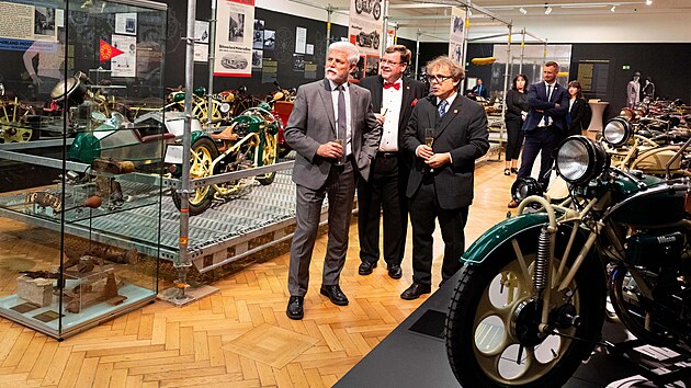 Národní technické muzeum v Praze vystavuje 30 motocyklů značky Čechie-Böhmerland u příležitosti 100. výročí od začátku výroby. Expozici si prohlédl i prezident Petr Pavel. (6. 11. 2026)