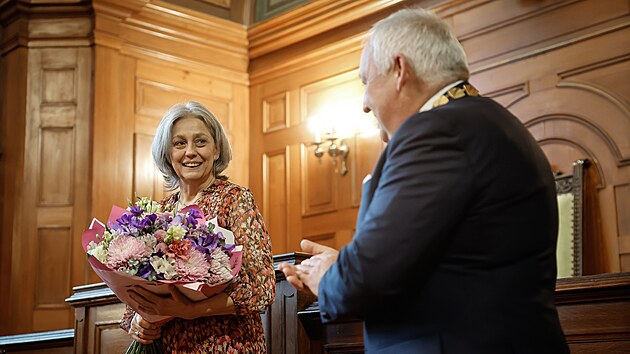 Markéta Tallerová obdržela Medaili města Liberec za přínos v oblasti umění. (6. listopadu 2025)