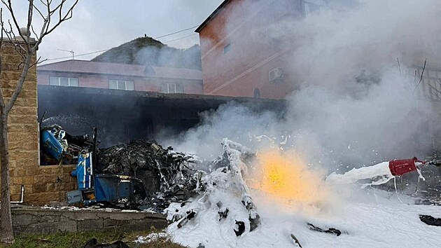 Ruský vrtulník Ka-226 se zřítil v dagestánské vesnici Achi-Su u Kaspického moře. Na palubě byli zaměstnanci Kizljarského elektromechanického závodu. (7. listopadu 205)