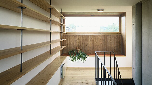 Vilu Petru Kellnerovi navrhl uznávaný architekt Josef Pleskot, zakladatel AP atelieru. (4. listopadu 2025)