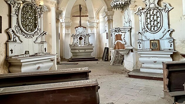 Kostel v Brlohu, městské části Loun. (listopad 2025)