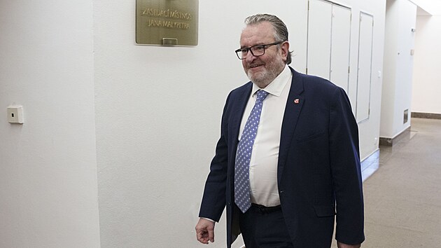 Volba předsedy mediálního výboru. Na snímku Robert Stržínek (ANO). (13. listopadu 2025)
