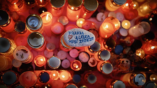 Oslavy 17. listopadu na Národní třídě v Praze. (17. listopadu 2025)