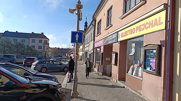 Centrum plné drobných obchůdků, kde lidé pořídí vše potřebné. Takový model chtějí zachovat v Novém Městě na Moravě. Místní podnikatele se proto radnice rozhodla podpořit.