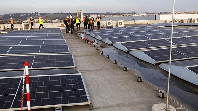 Společnosti CTP a ČEZ ESCO spouštějí společný projekt - největší síť střešních fotovoltaik na jižní Moravě. (19. listopadu 2025)
