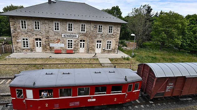 Nádraží Kovářská se dočkalo záchrany.