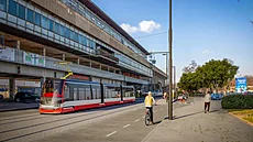 Na konci roku 2027 budou koleje ležet na strahovském kopci a budou po nich z...
