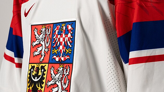 Dresy českých hokejistů pro olympijské hry v Miláně.