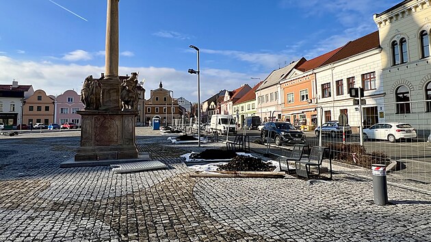 V Postoloprtech končí velká obnova náměstí. (listopad 2025)