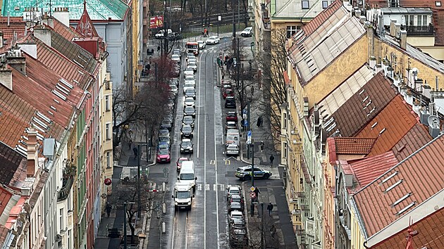 Zásah jednotek IZS u úniku plynu v ulici Jaromírova v pražských Nuslích (27. listopadu 2025)