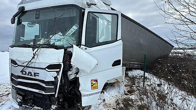 Dopravní nehoda na dálnici D6 (27. listopadu 2025)