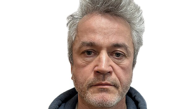 Psychoterapeut obviněn&yacute; ze zn&aacute;silněn&iacute; klientek. (21. listopadu 2025)