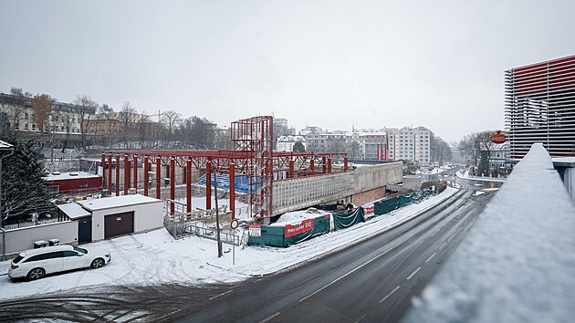 Plavecký stadion v Liberci prochází velkou opravou. Po jejím skončení by měl vyrůst i venkovní bazén. (24. listopadu 2025)