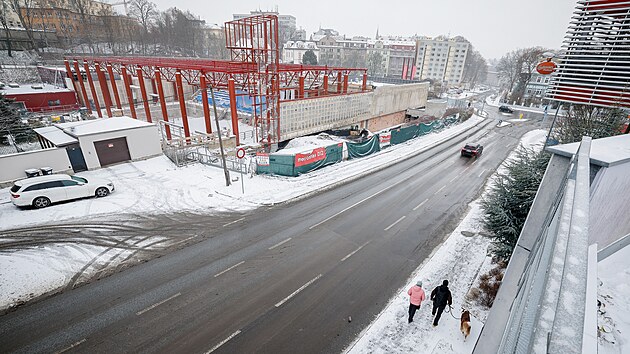 Plavecký stadion v Liberci prochází velkou opravou. Po jejím skončení by měl vyrůst i venkovní bazén. (24. listopadu 2025)