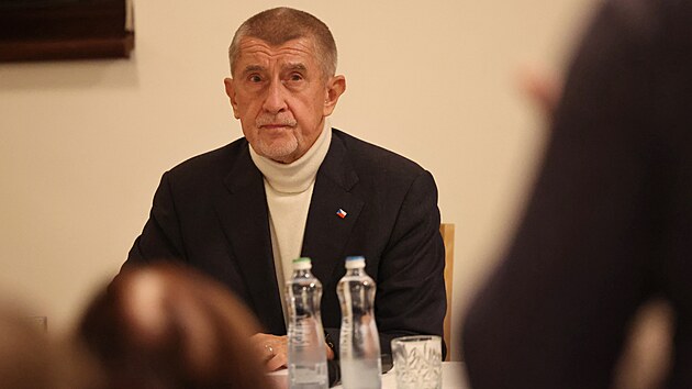 Šéf hnutí ANO a pravděpodobný příští premiér Andrej Babiš na setkání se svými příznivci ve Frýdku-Místku. (20. listopadu 2025)