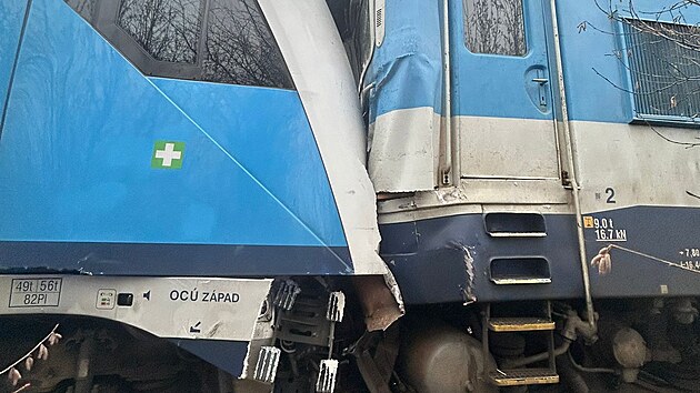 Na trati mezi Zliví a Dívčicemi na Českobudějovicku se ráno srazil rychlík s osobním vlakem. (20. listopadu 2025)