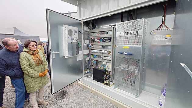 První bateriové úložiště, které se nachází u větrné elektrárny, začalo fungovat na Svitavsku.